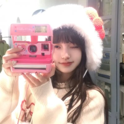 暗红